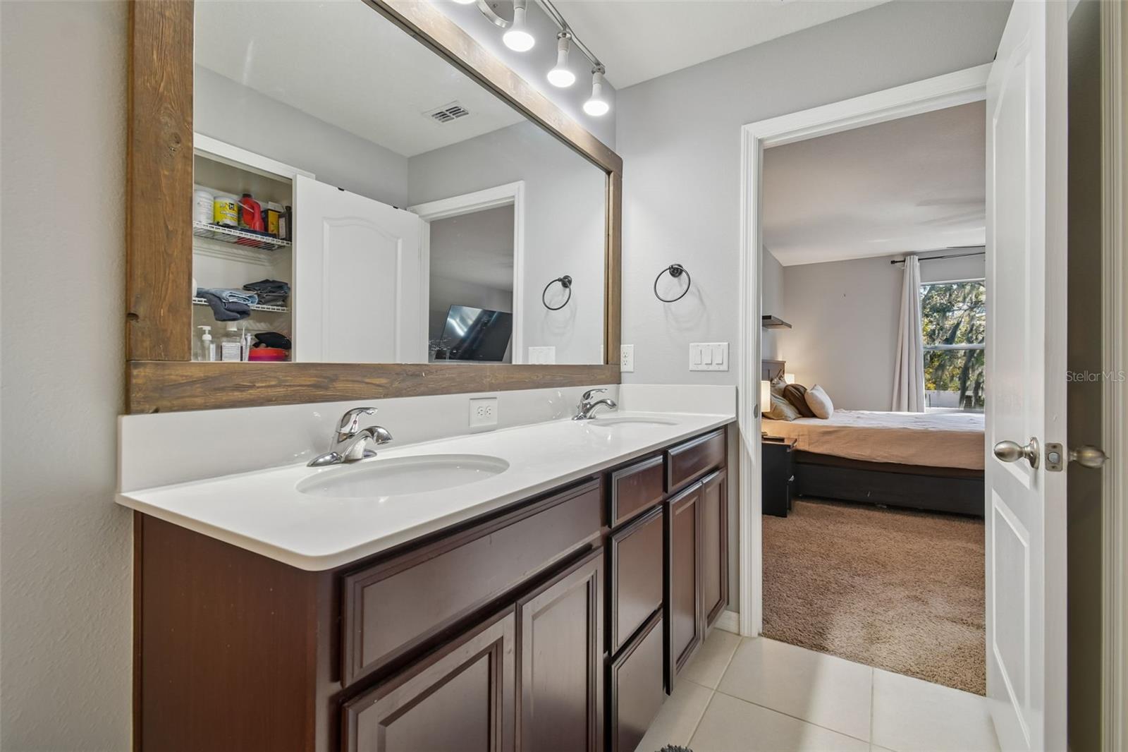 Image 28 of 57 For 2109 Broadway View Avenue