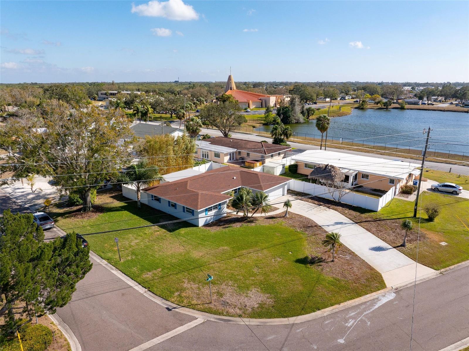 Image 2 of 27 For 7891 1st Street Ne