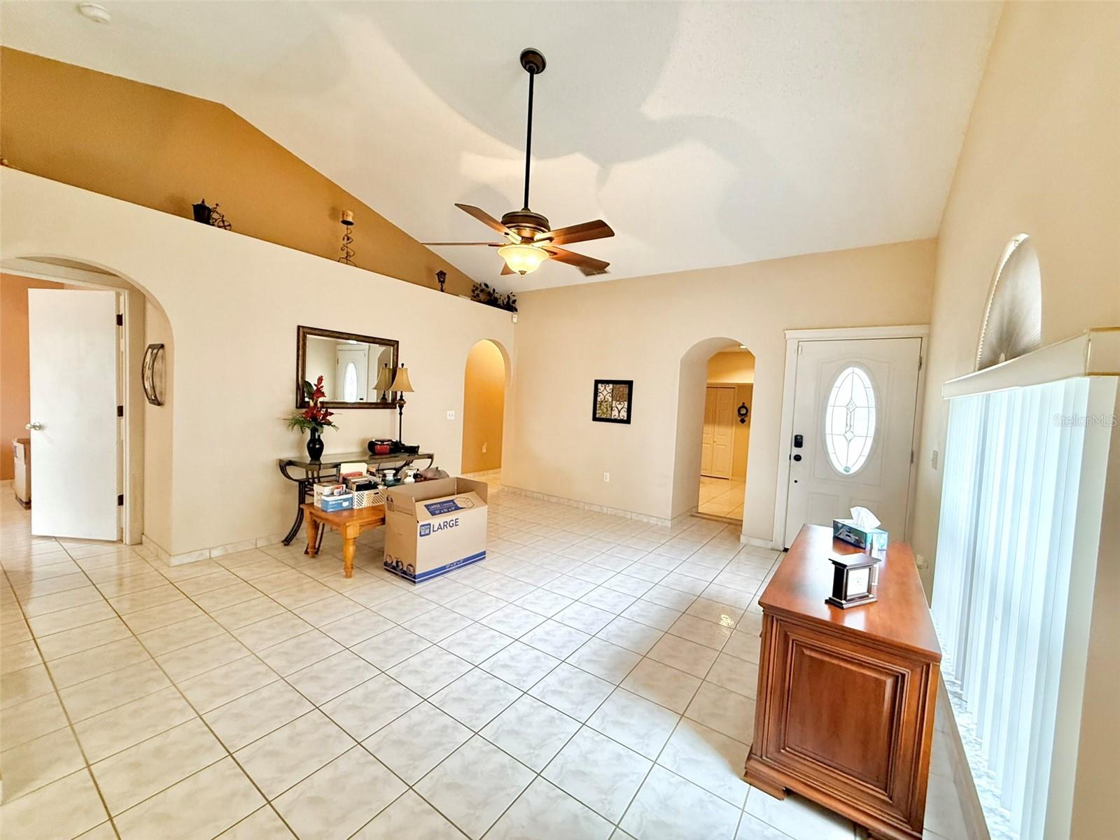 Image 7 of 20 For 12805 Parkbury Drive