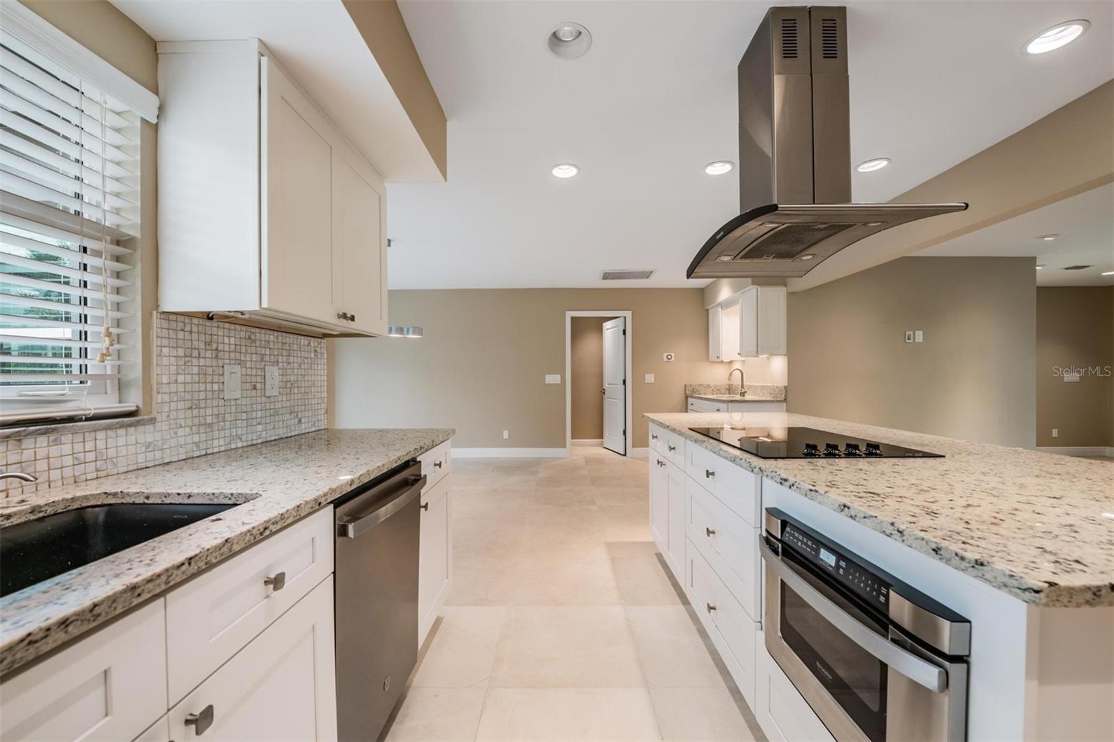 Image 17 of 44 For 4909 Dryad Street