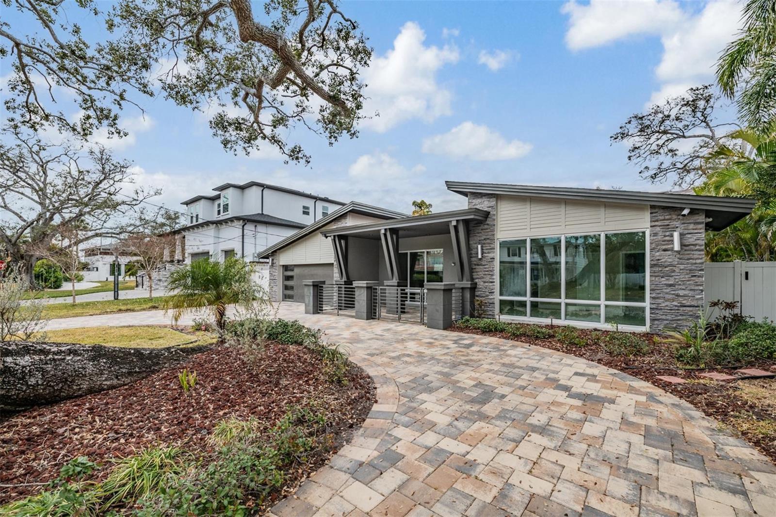 Image 2 of 44 For 4909 Dryad Street