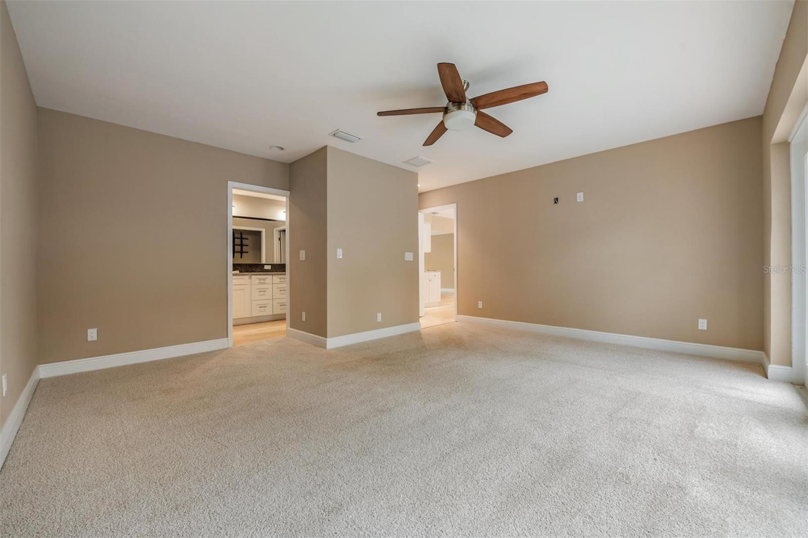 Image 23 of 44 For 4909 Dryad Street