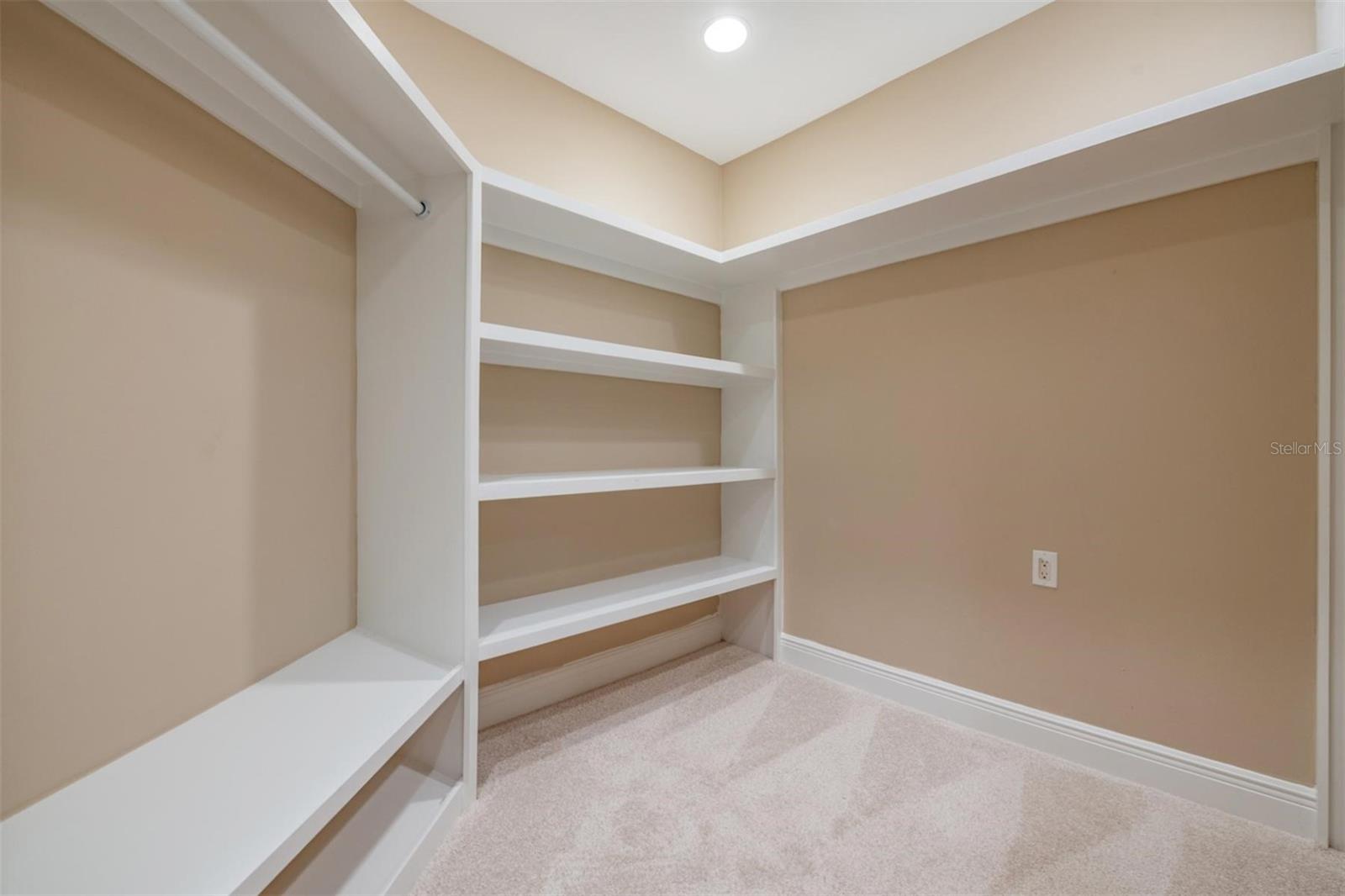 Image 27 of 44 For 4909 Dryad Street