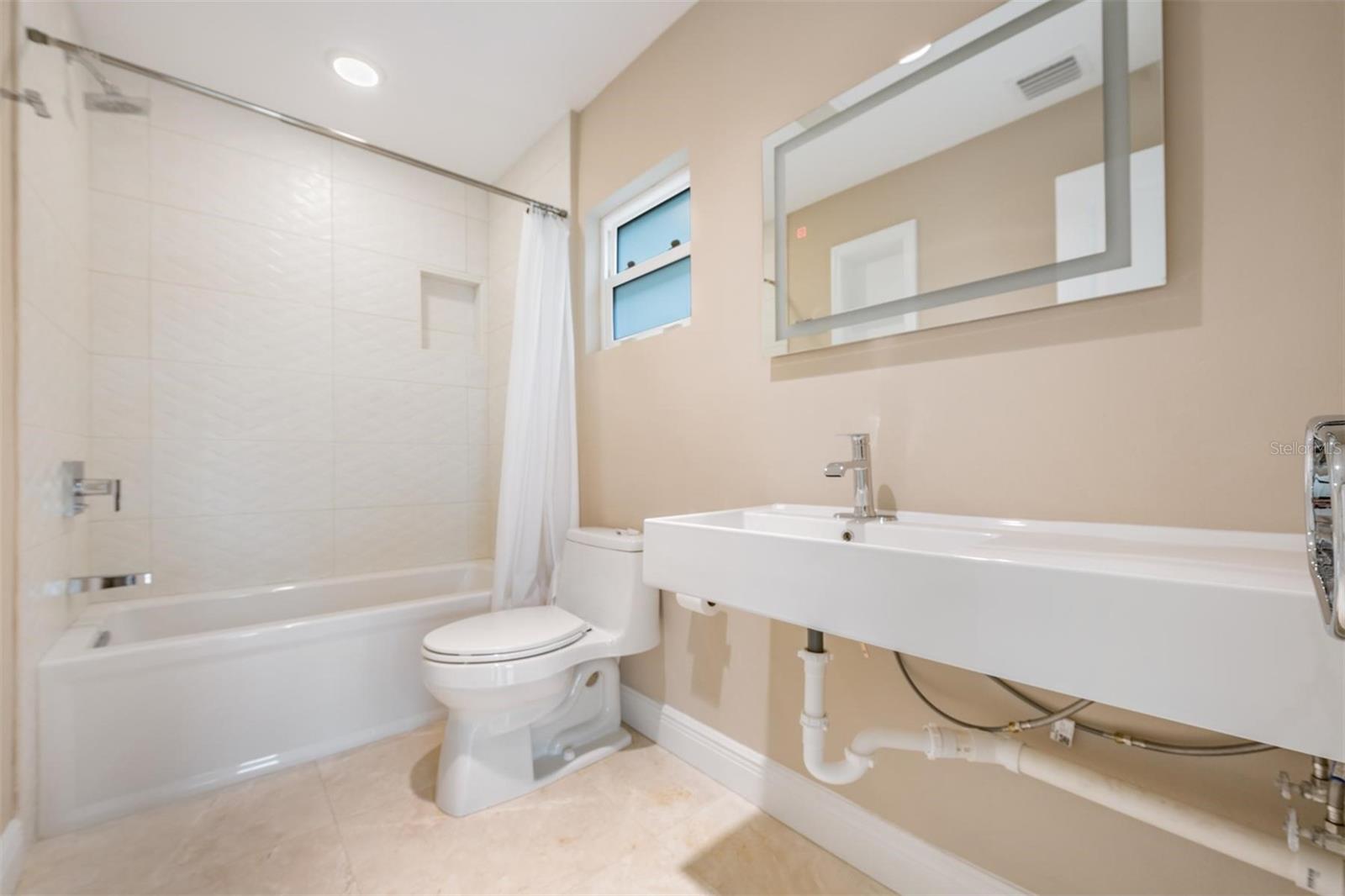 Image 31 of 44 For 4909 Dryad Street