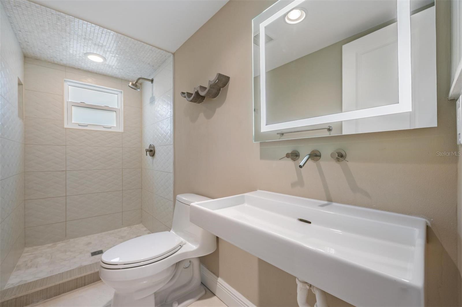 Image 35 of 44 For 4909 Dryad Street