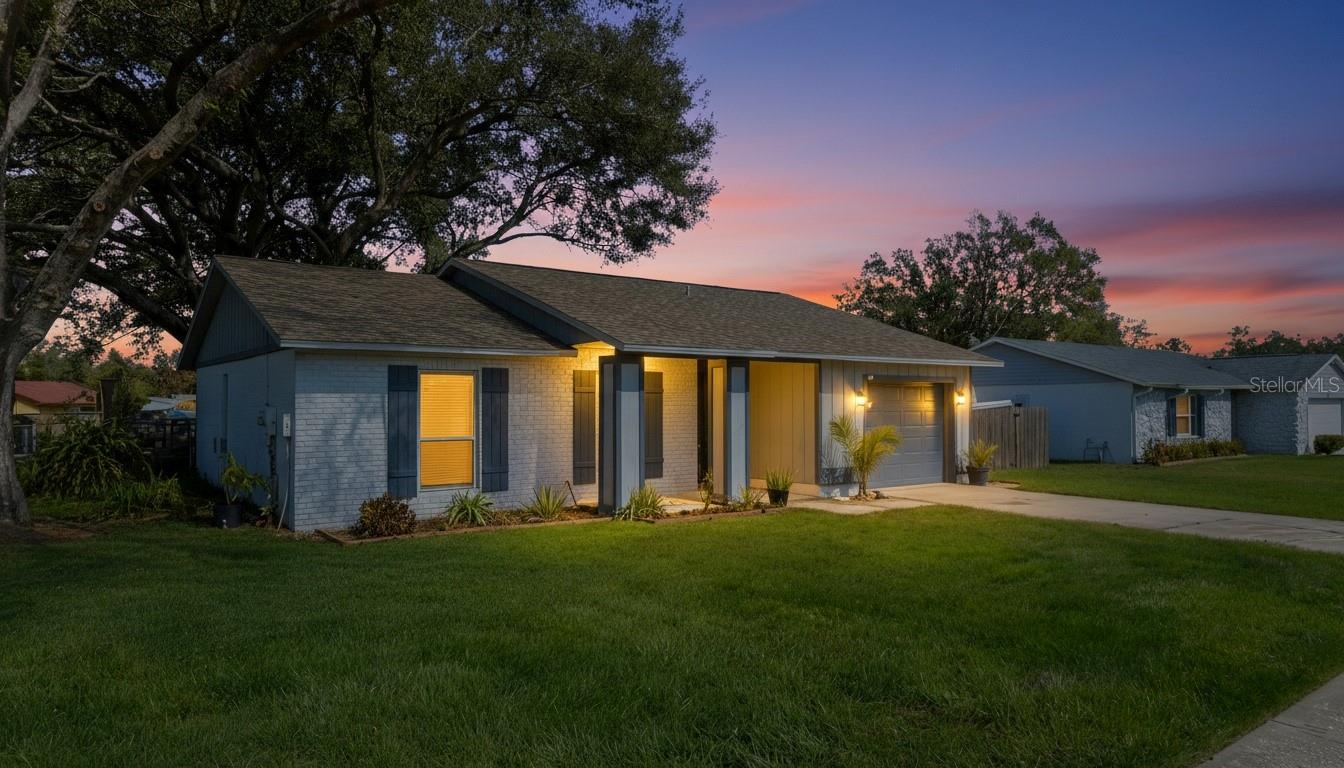 Image 2 of 35 For 404 King Louis Court