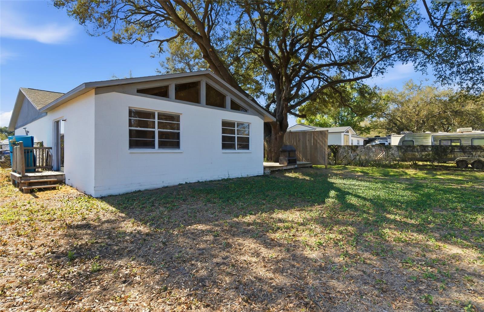 Image 31 of 35 For 404 King Louis Court