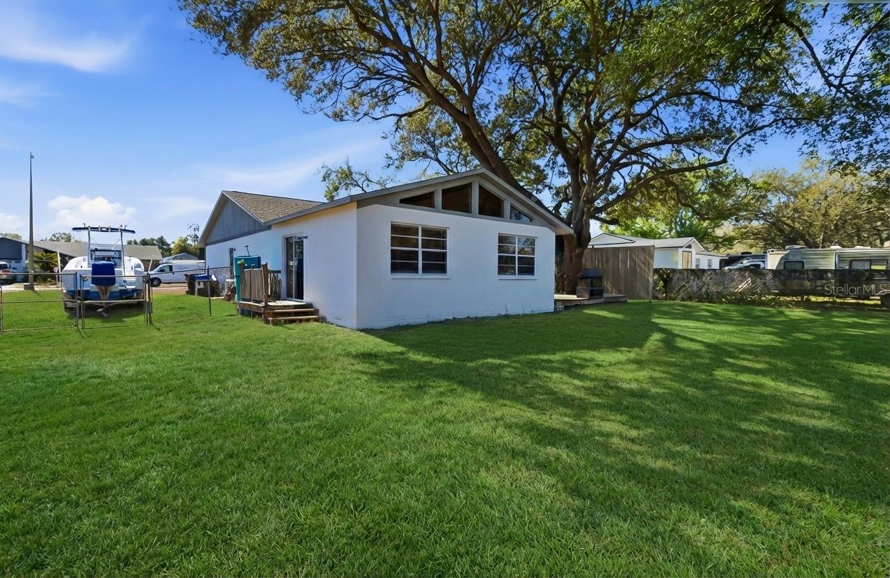 Image 35 of 35 For 404 King Louis Court