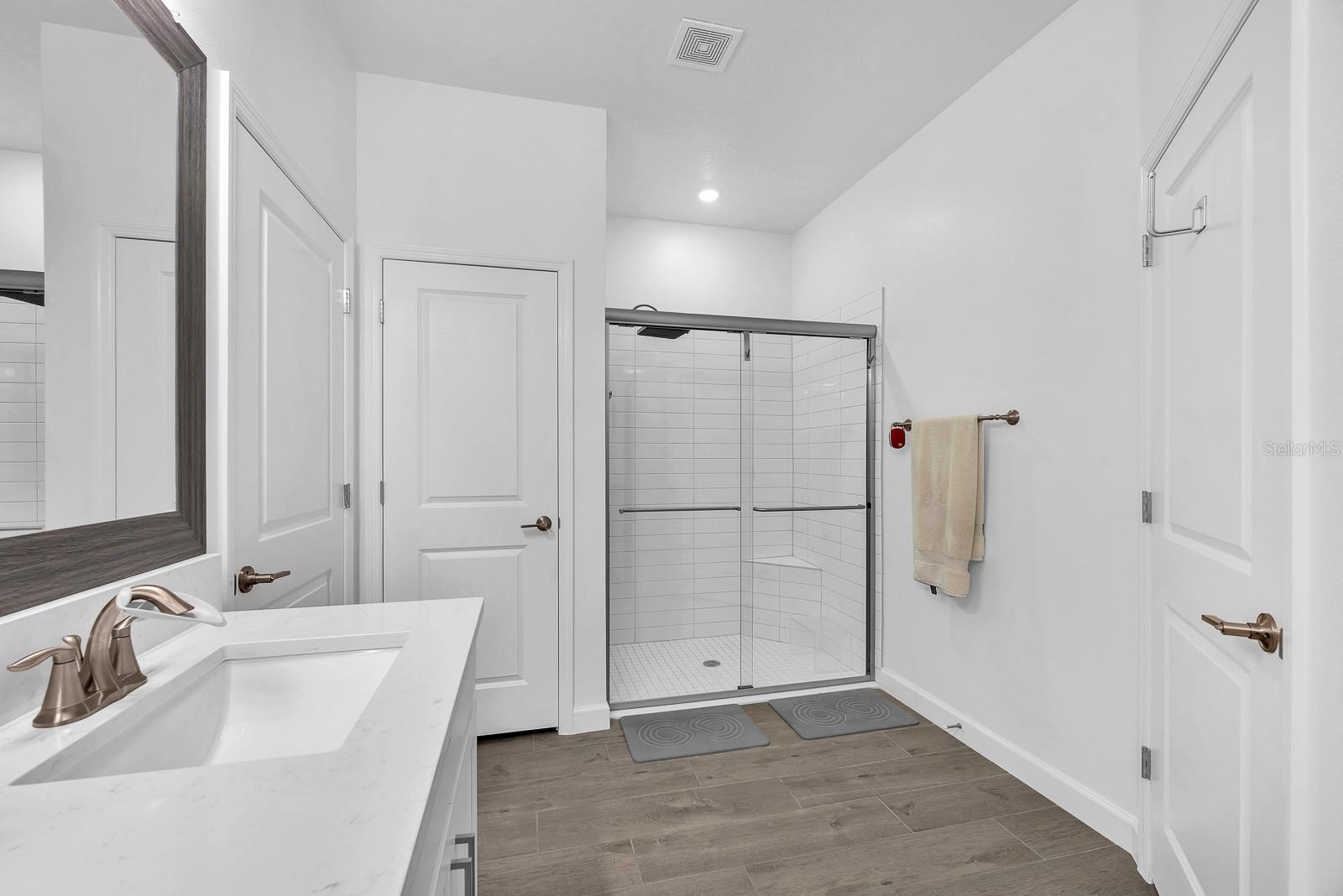 Image 15 of 25 For 17403 Holly Well Avenue