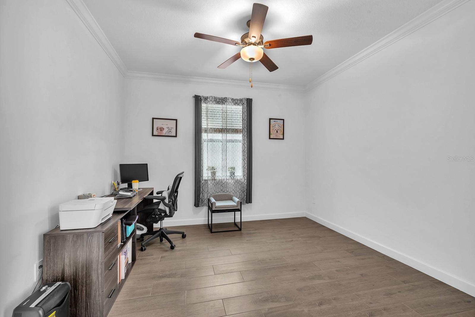 Image 4 of 25 For 17403 Holly Well Avenue