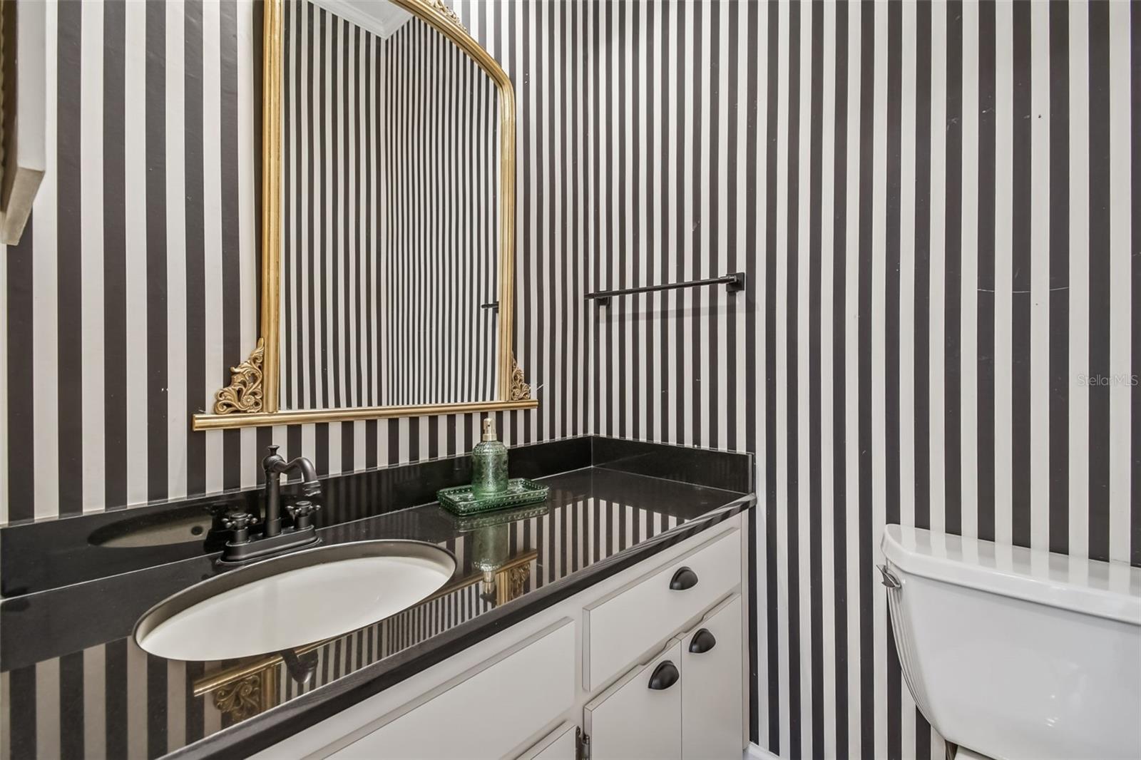 Image 13 of 43 For 2816 Fairway View Drive