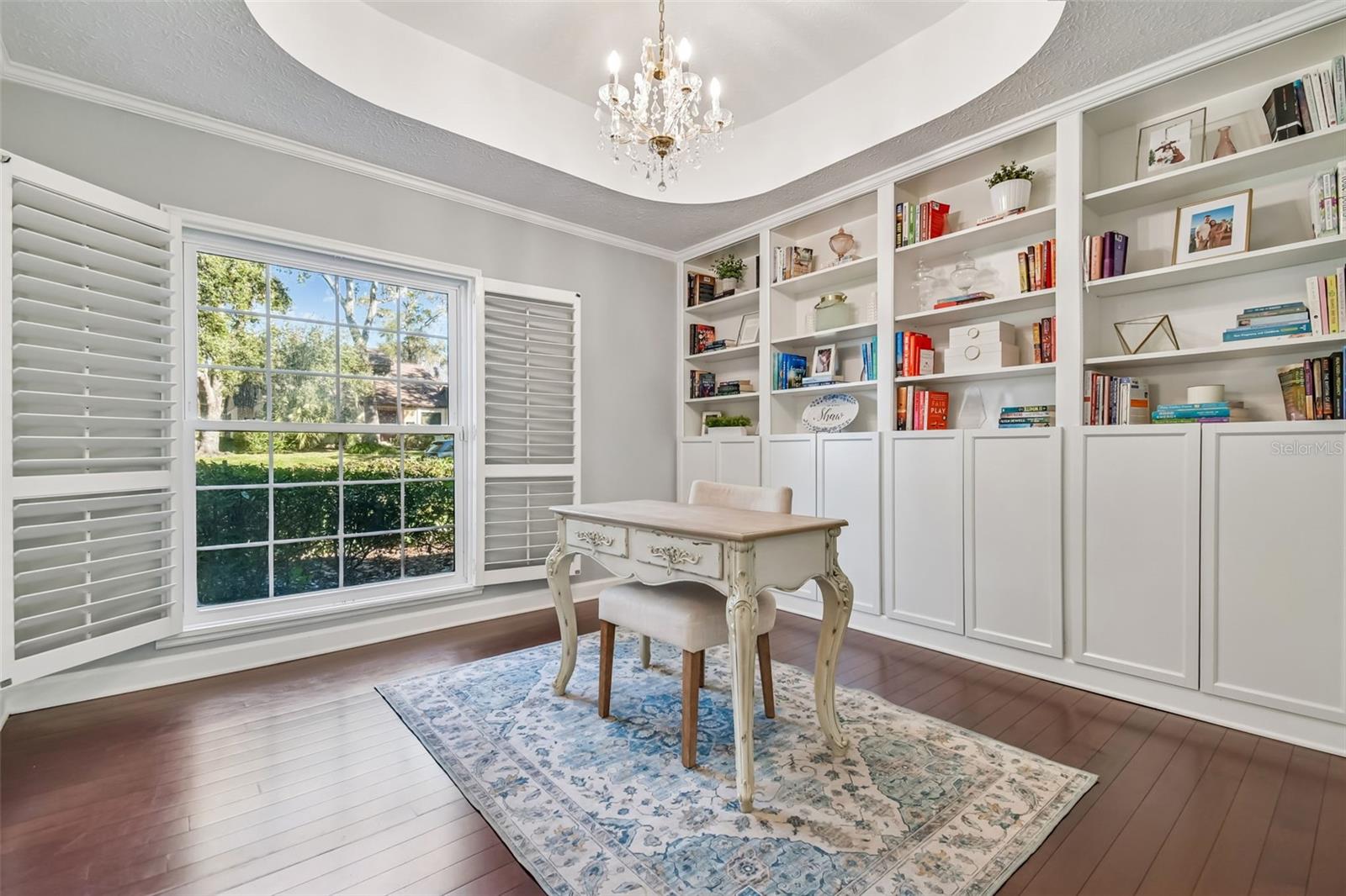 Image 2 of 43 For 2816 Fairway View Drive