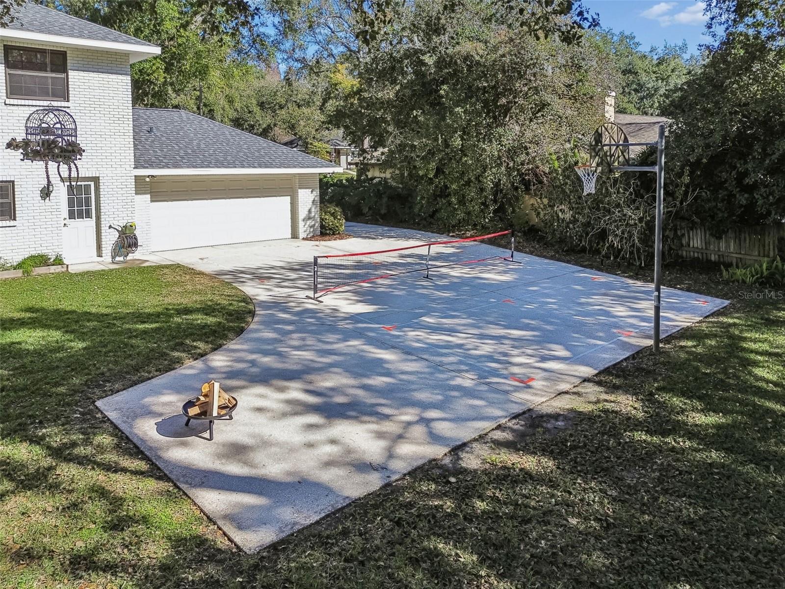 Image 33 of 43 For 2816 Fairway View Drive