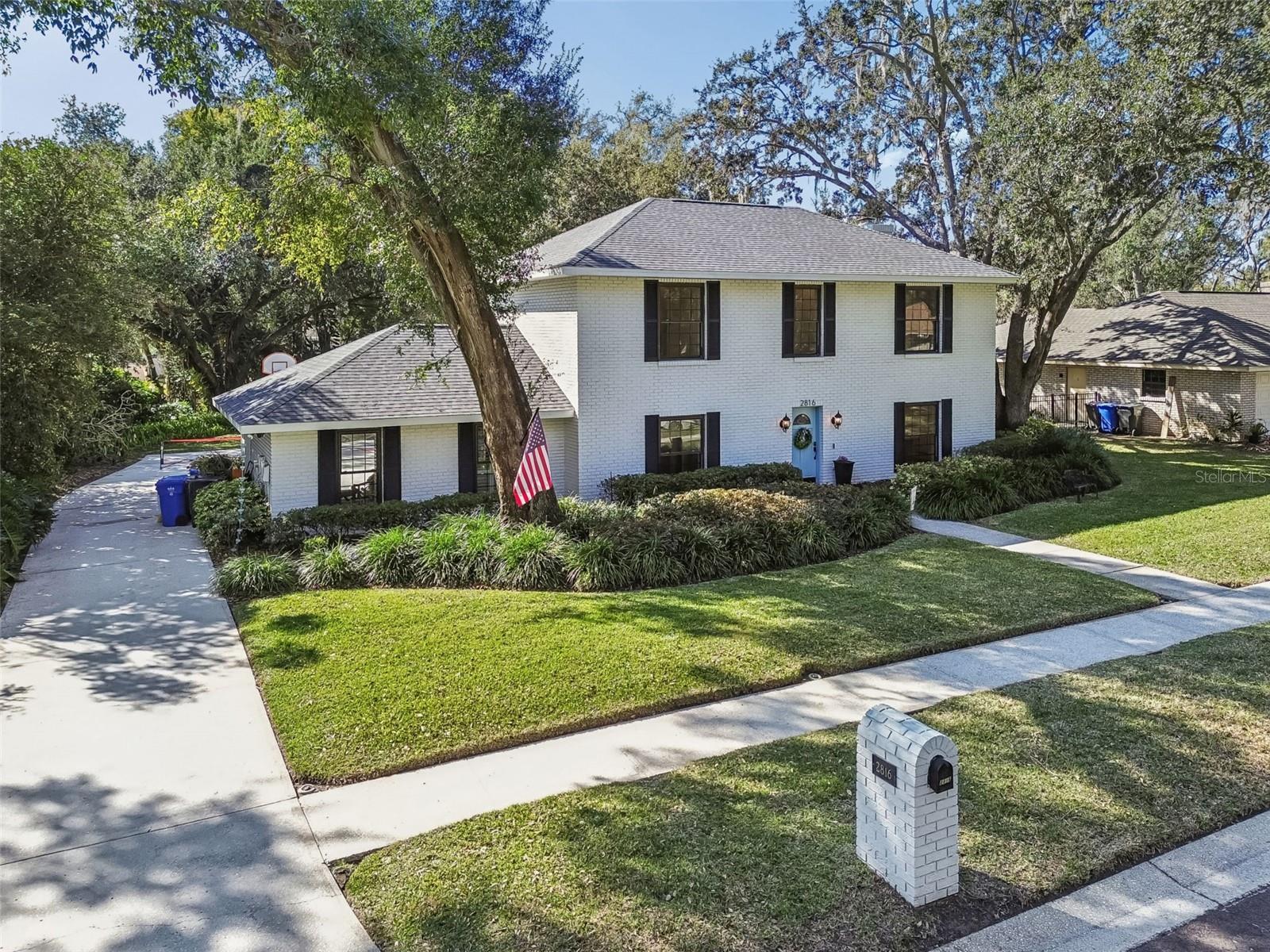 Image 36 of 43 For 2816 Fairway View Drive