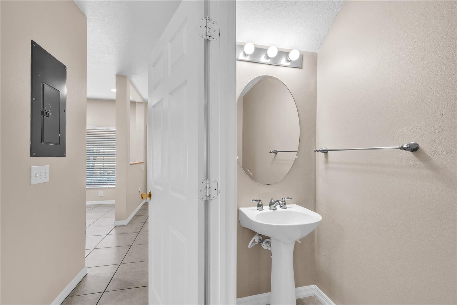 Image 12 of 28 For 8509 Trail Wind Drive