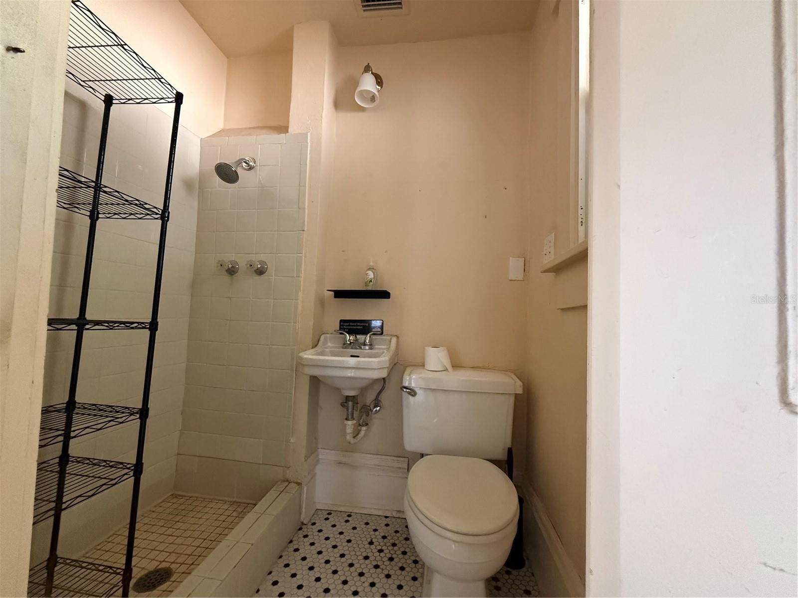 Image 26 of 54 For 5610 Nebraska Avenue