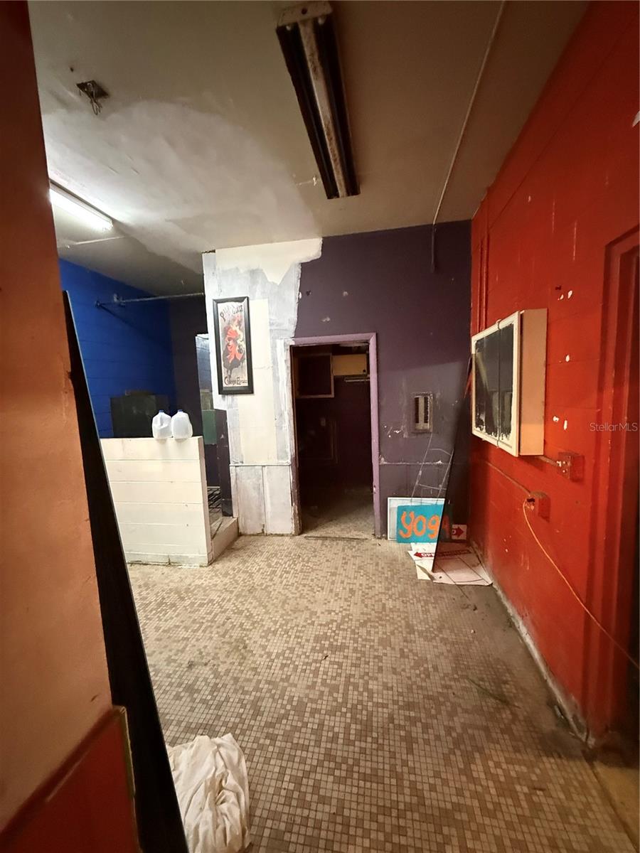 Image 47 of 54 For 5610 Nebraska Avenue