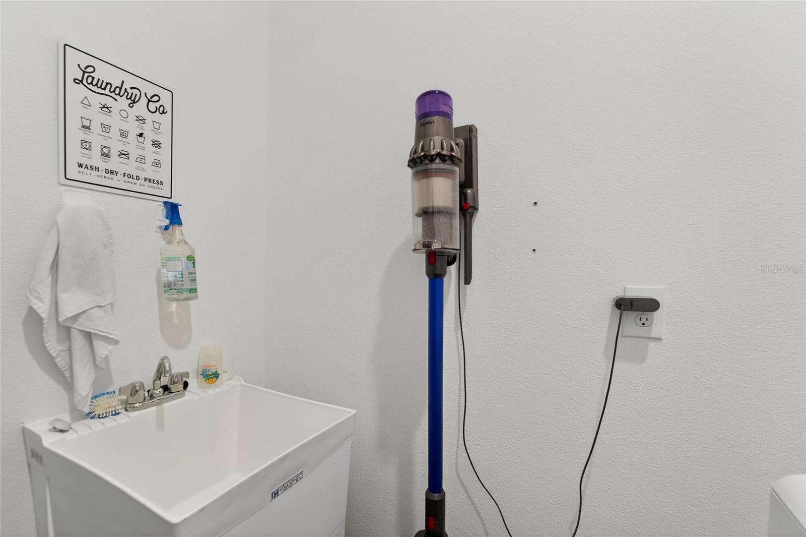 Listing photo id 26 for 13546 Brook Trout Court