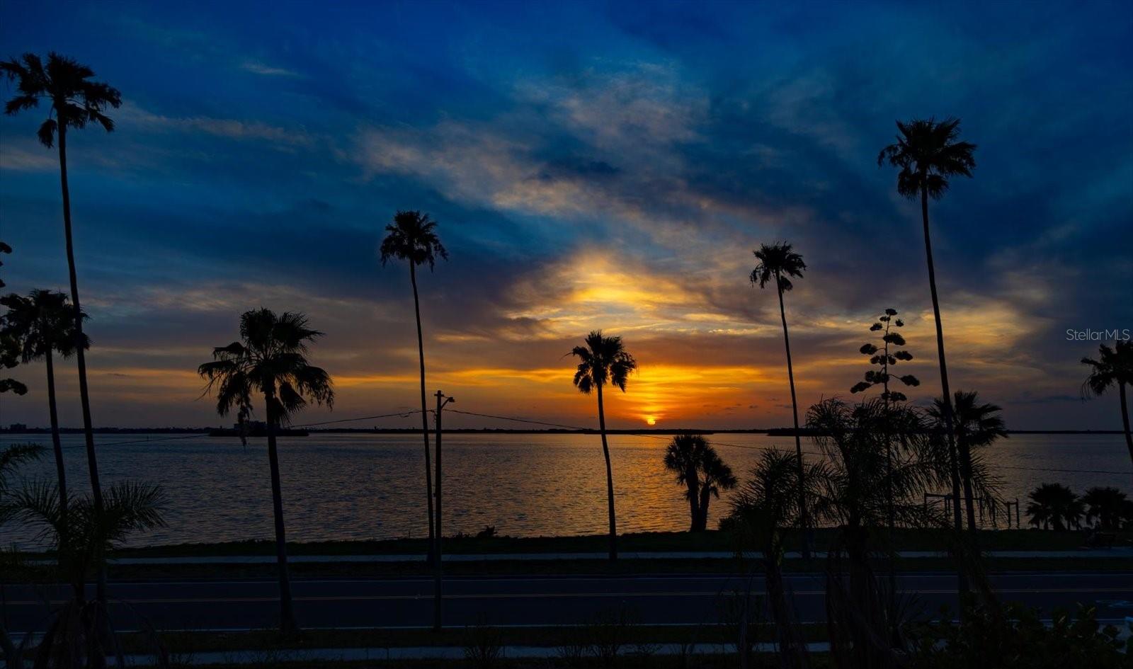 Image 11 of 11 For 43 Edgewater Drive