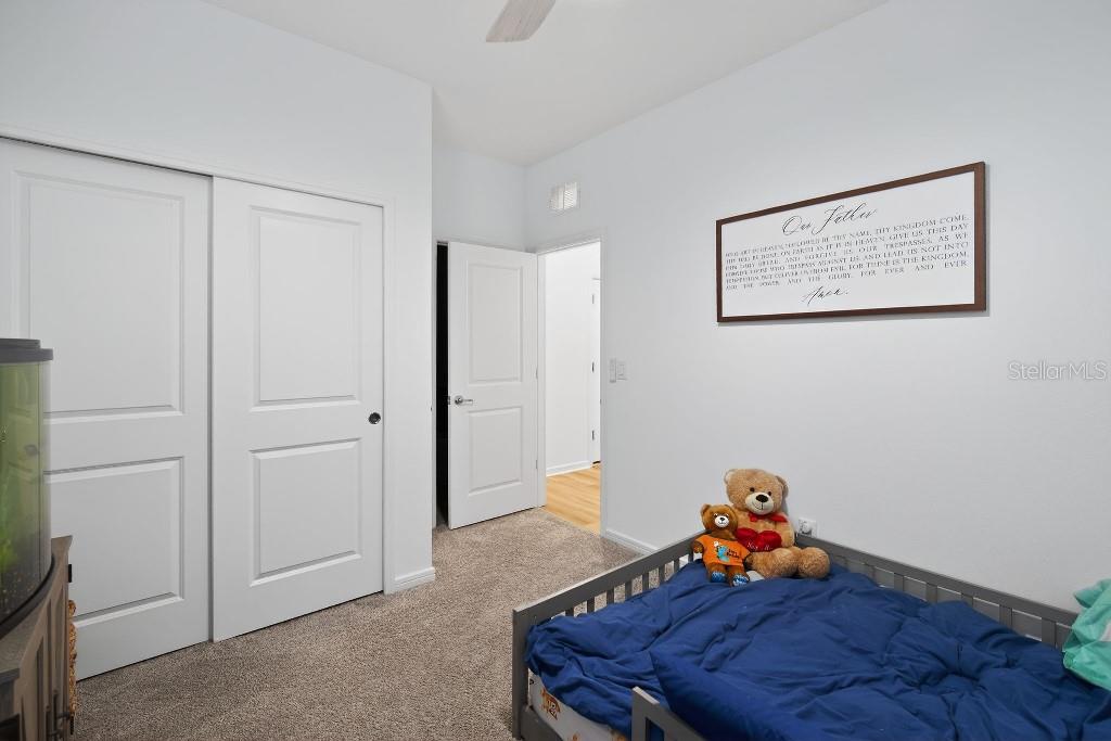 Listing photo id 15 for 2873 Dolores Home Avenue