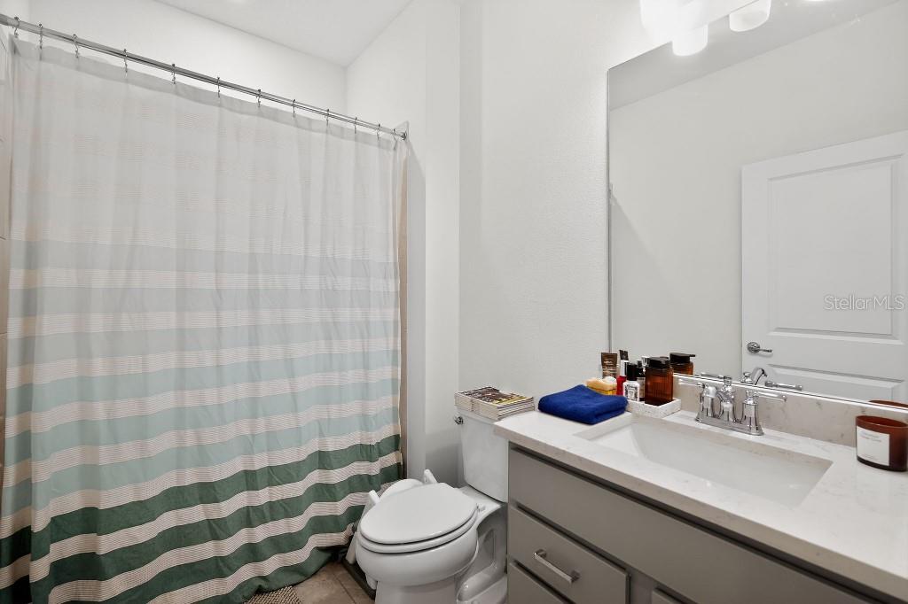 Listing photo id 18 for 2873 Dolores Home Avenue