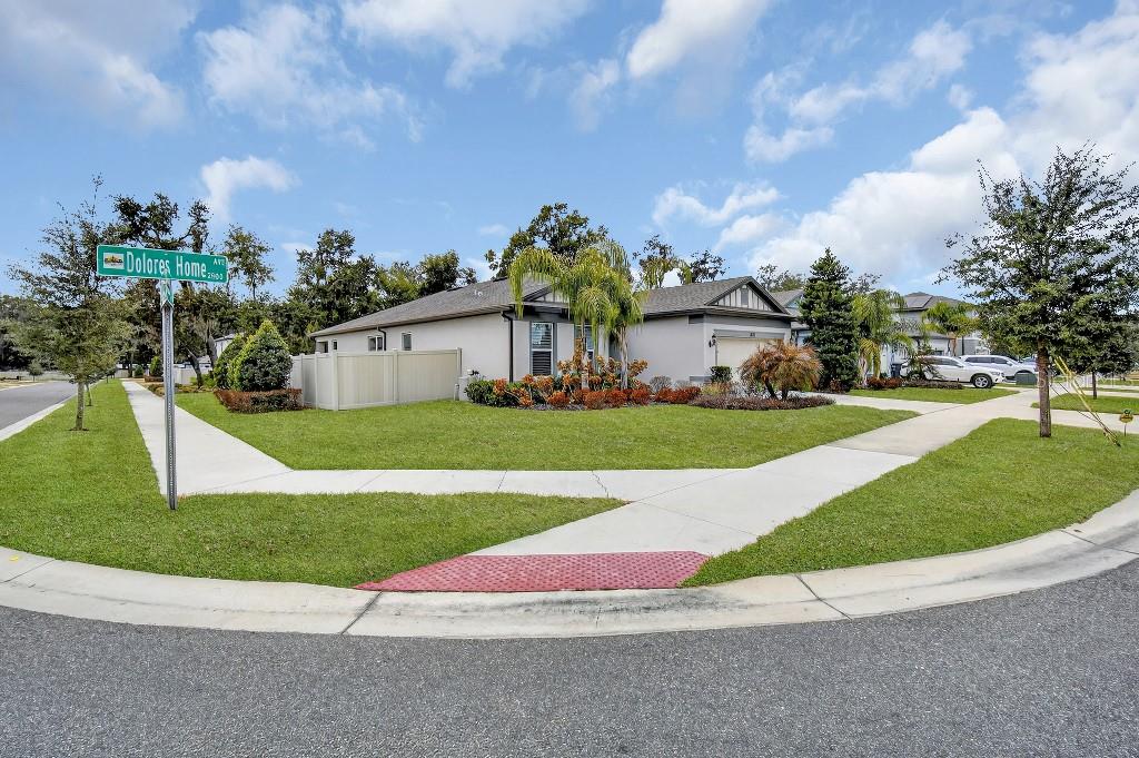 Listing photo id 2 for 2873 Dolores Home Avenue