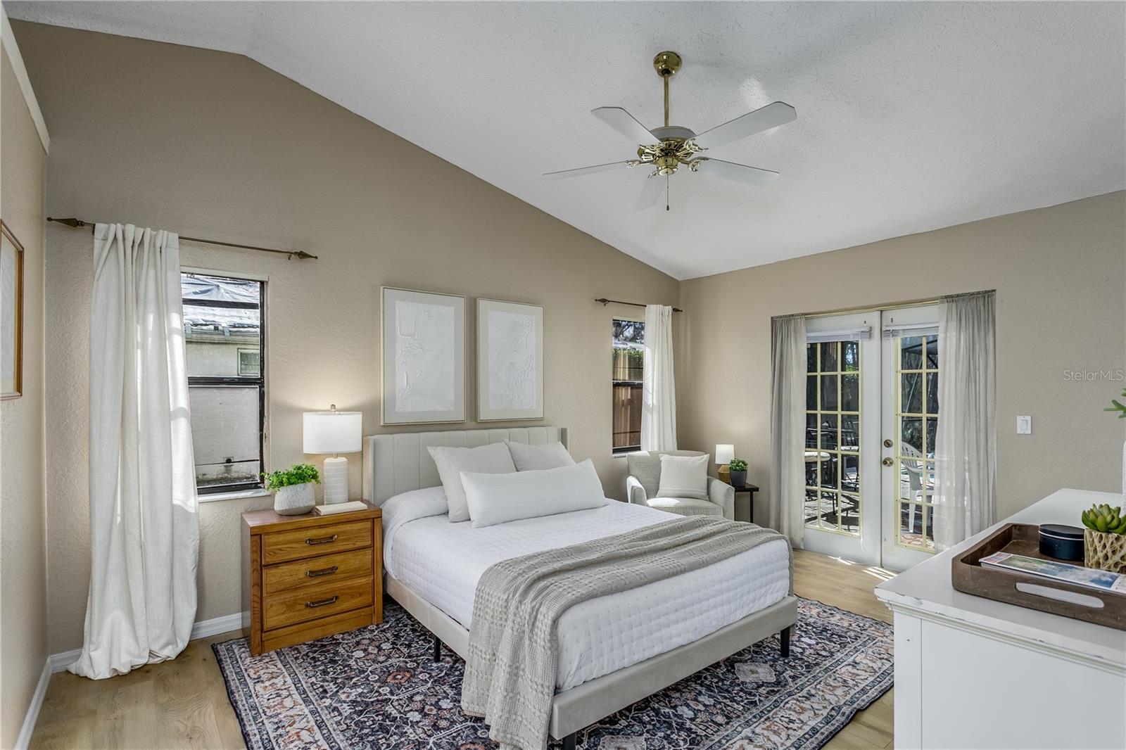 Listing photo id 11 for 5045 Musselshell Drive