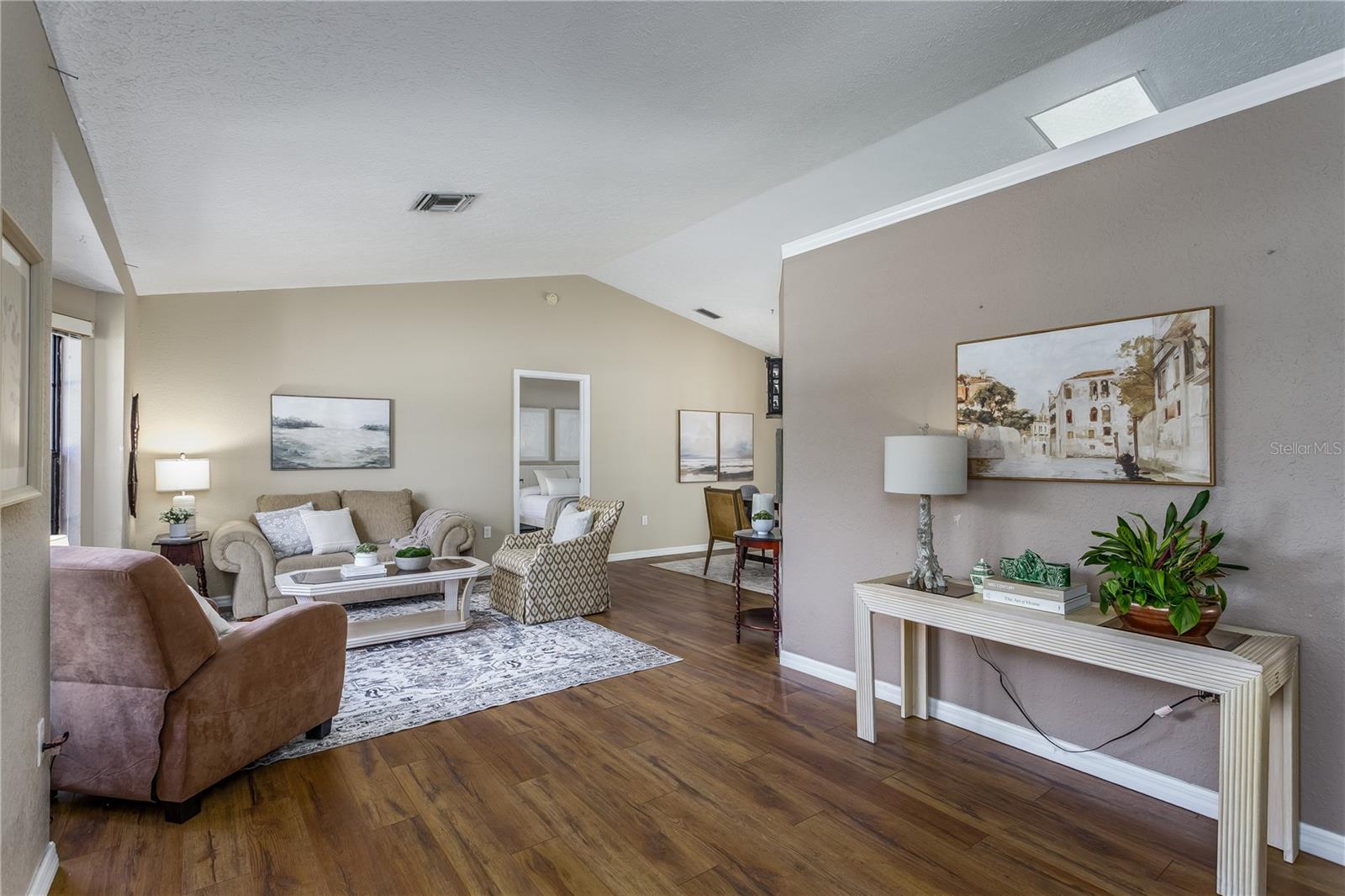 Listing photo id 1 for 5045 Musselshell Drive