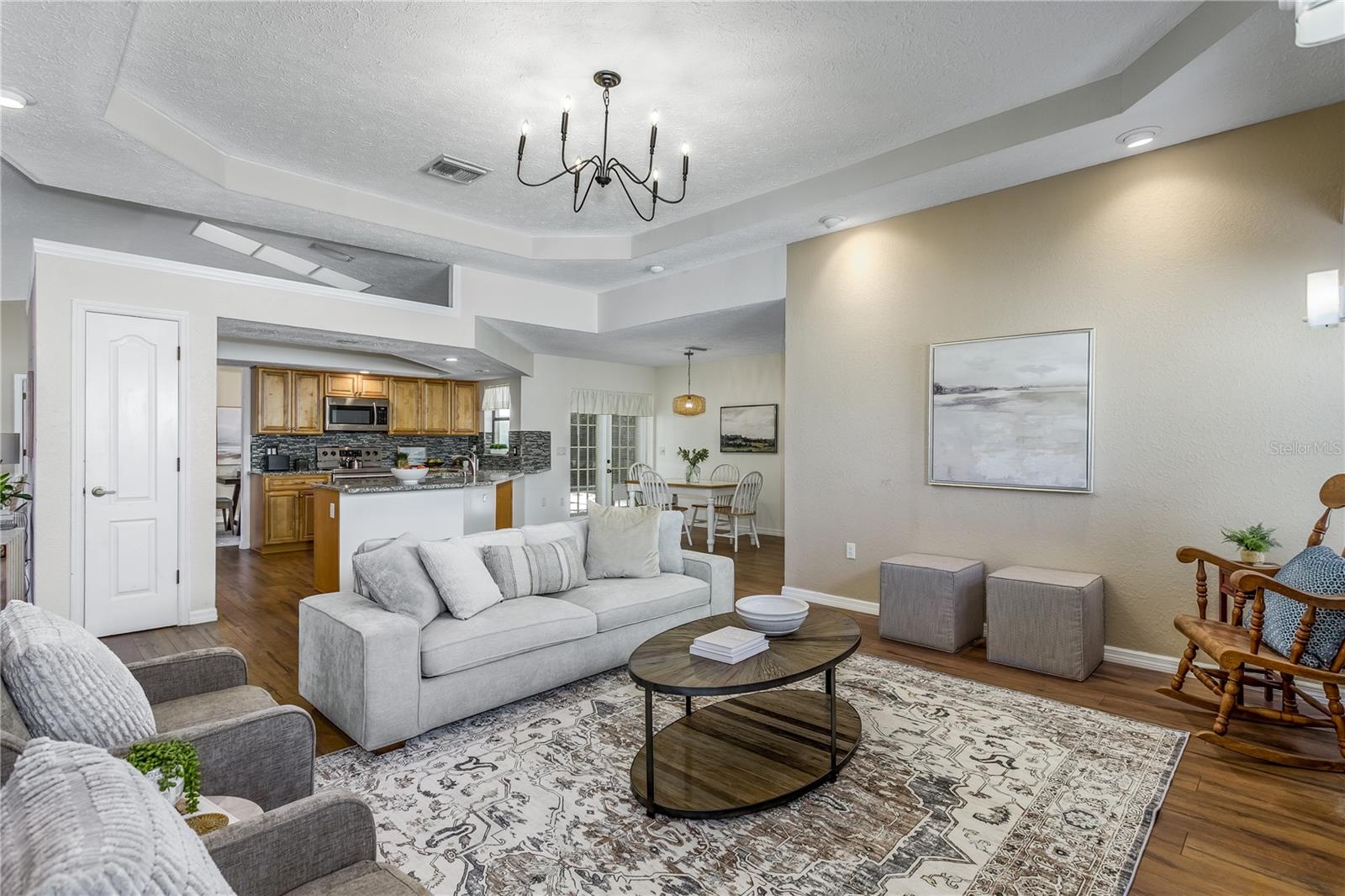 Listing photo id 5 for 5045 Musselshell Drive