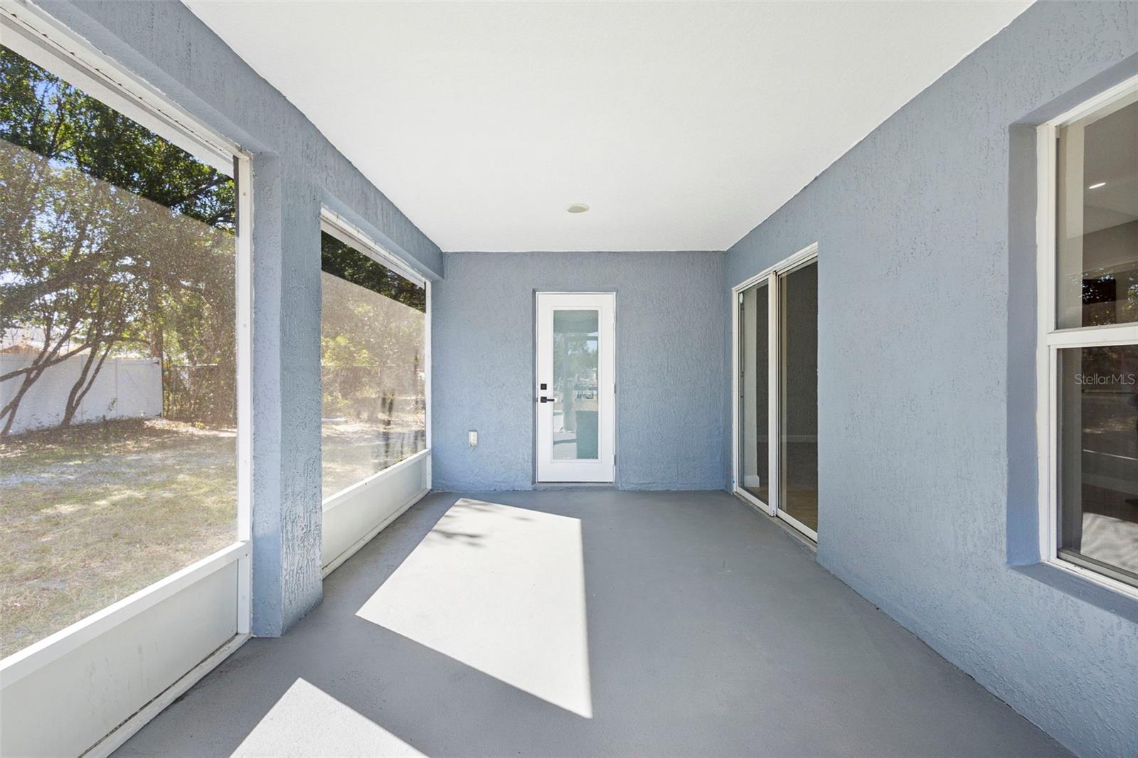 Image 27 of 36 For 1227 Tivoli Drive