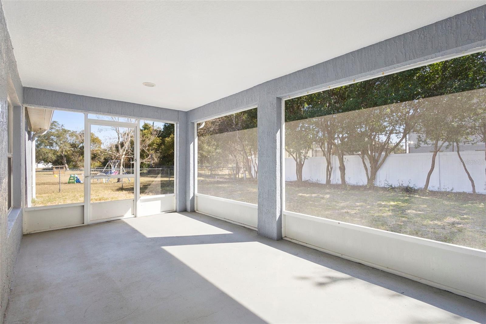 Image 29 of 36 For 1227 Tivoli Drive