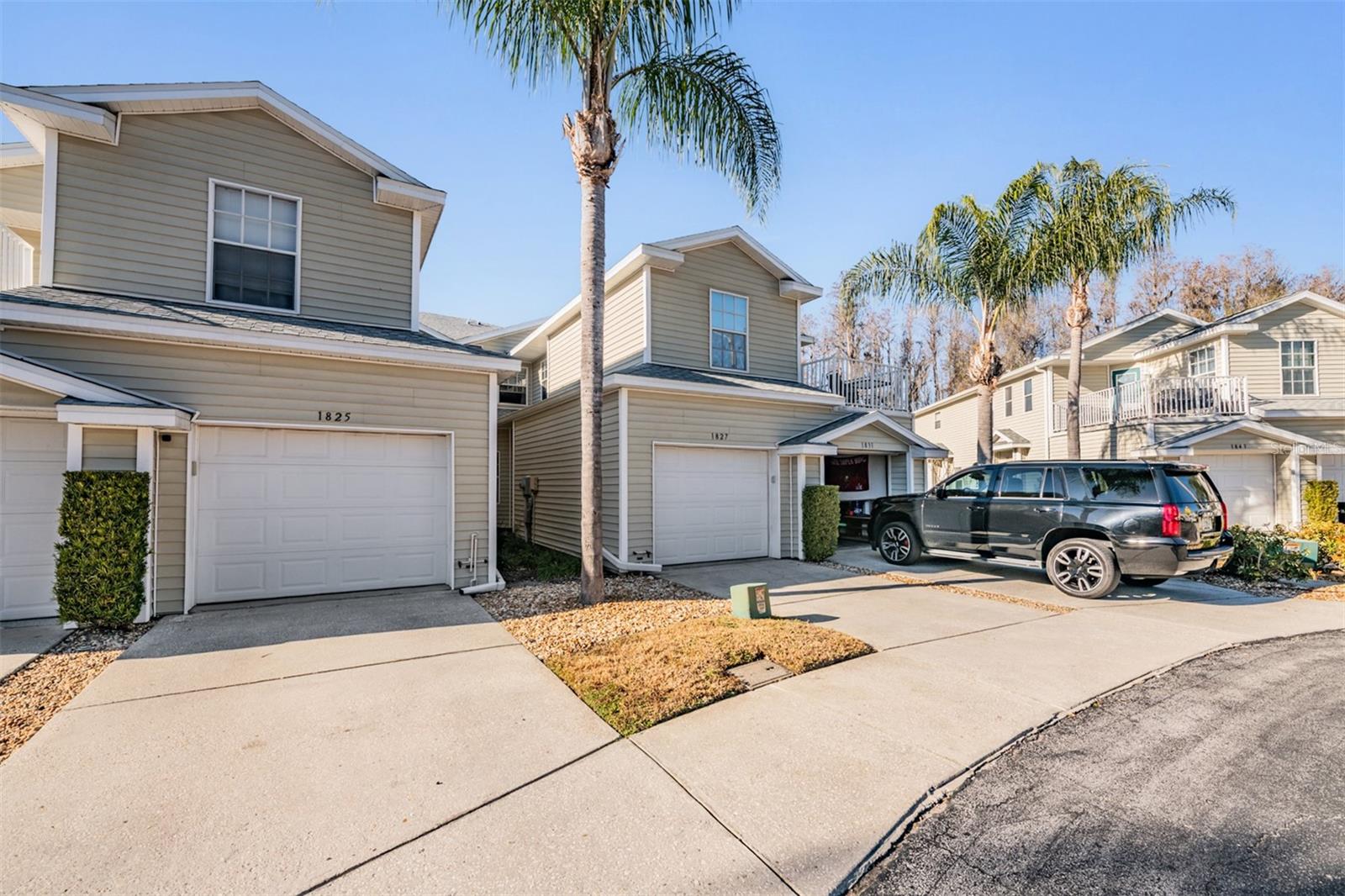 Image 25 of 37 For 1827 Hammocks Avenue 1827