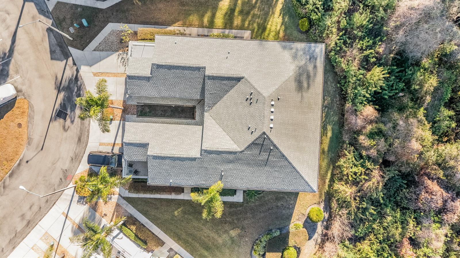 Image 30 of 37 For 1827 Hammocks Avenue 1827