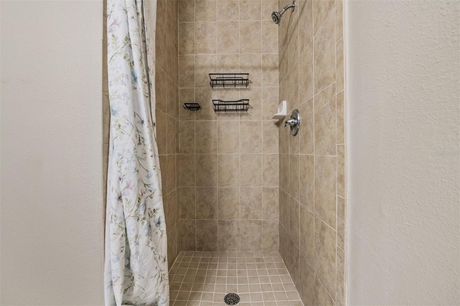 Image 9 of 16 For 12044 Elgin Boulevard