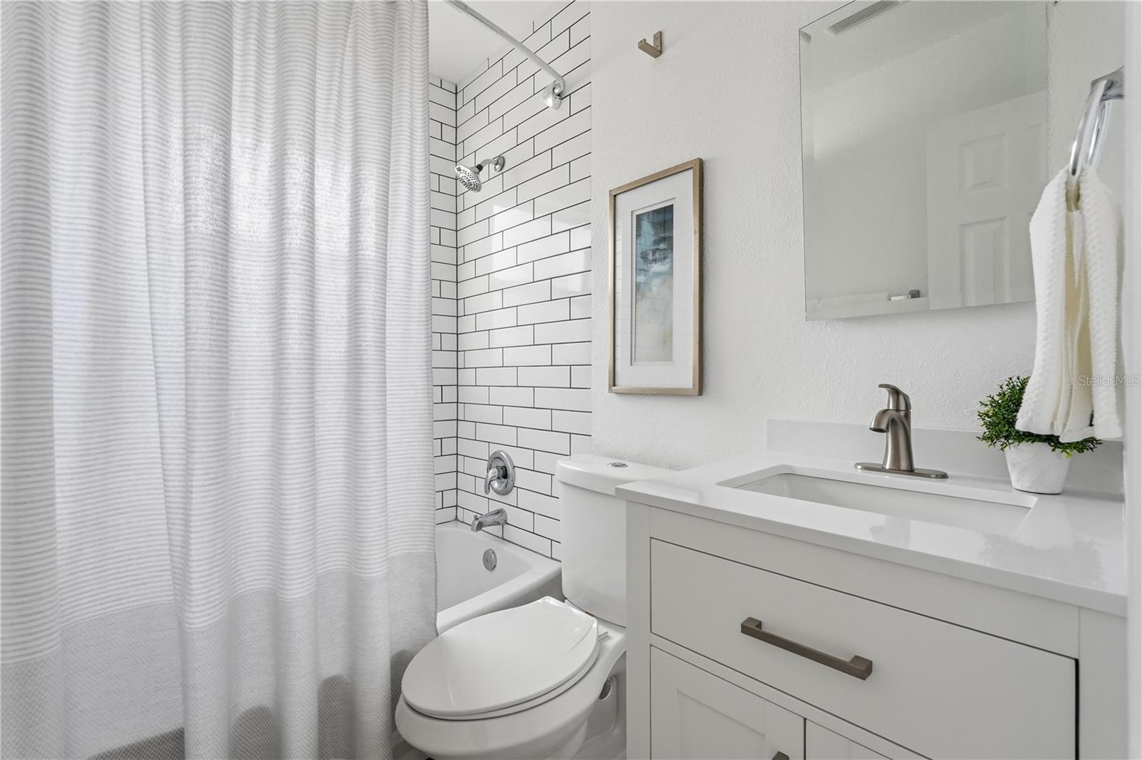 Image 18 of 27 For 546 90th Avenue N