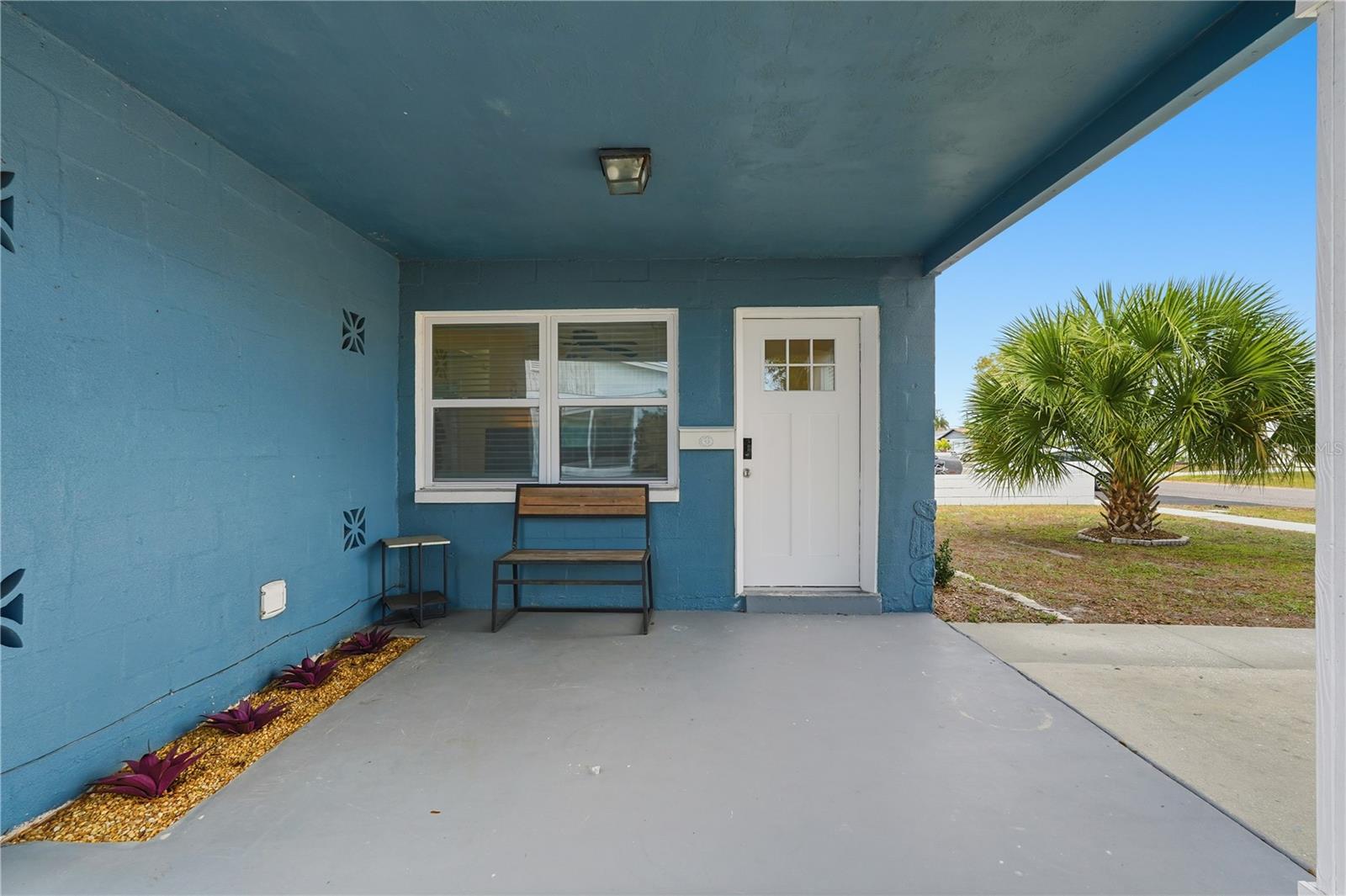 Image 3 of 27 For 546 90th Avenue N