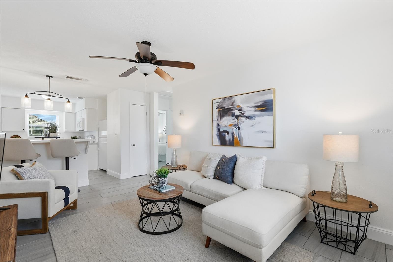 Image 4 of 27 For 546 90th Avenue N