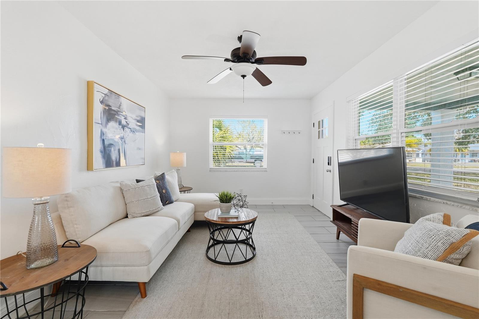 Image 6 of 27 For 546 90th Avenue N