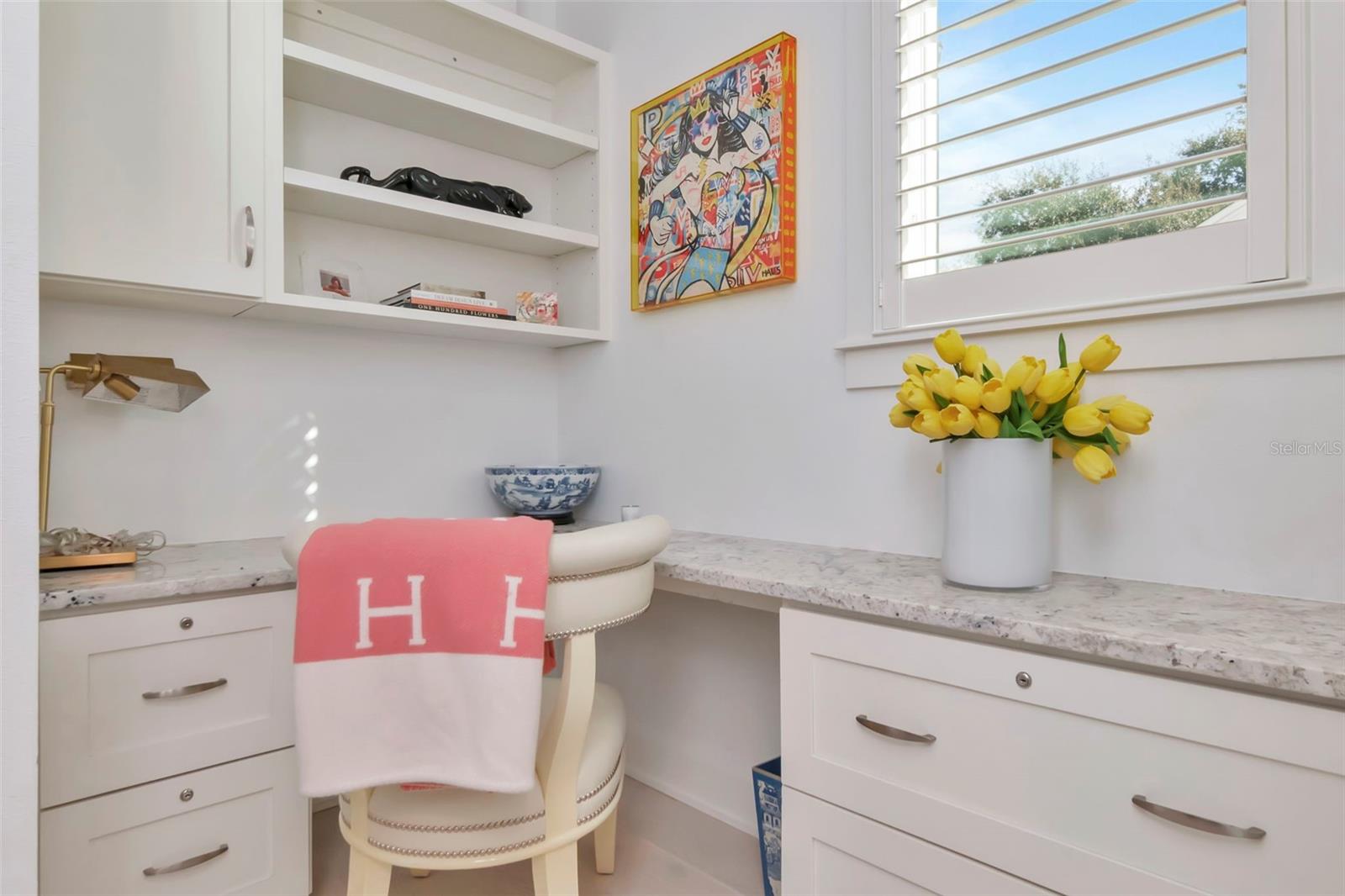 Image 35 of 82 For 2501 Dundee Street