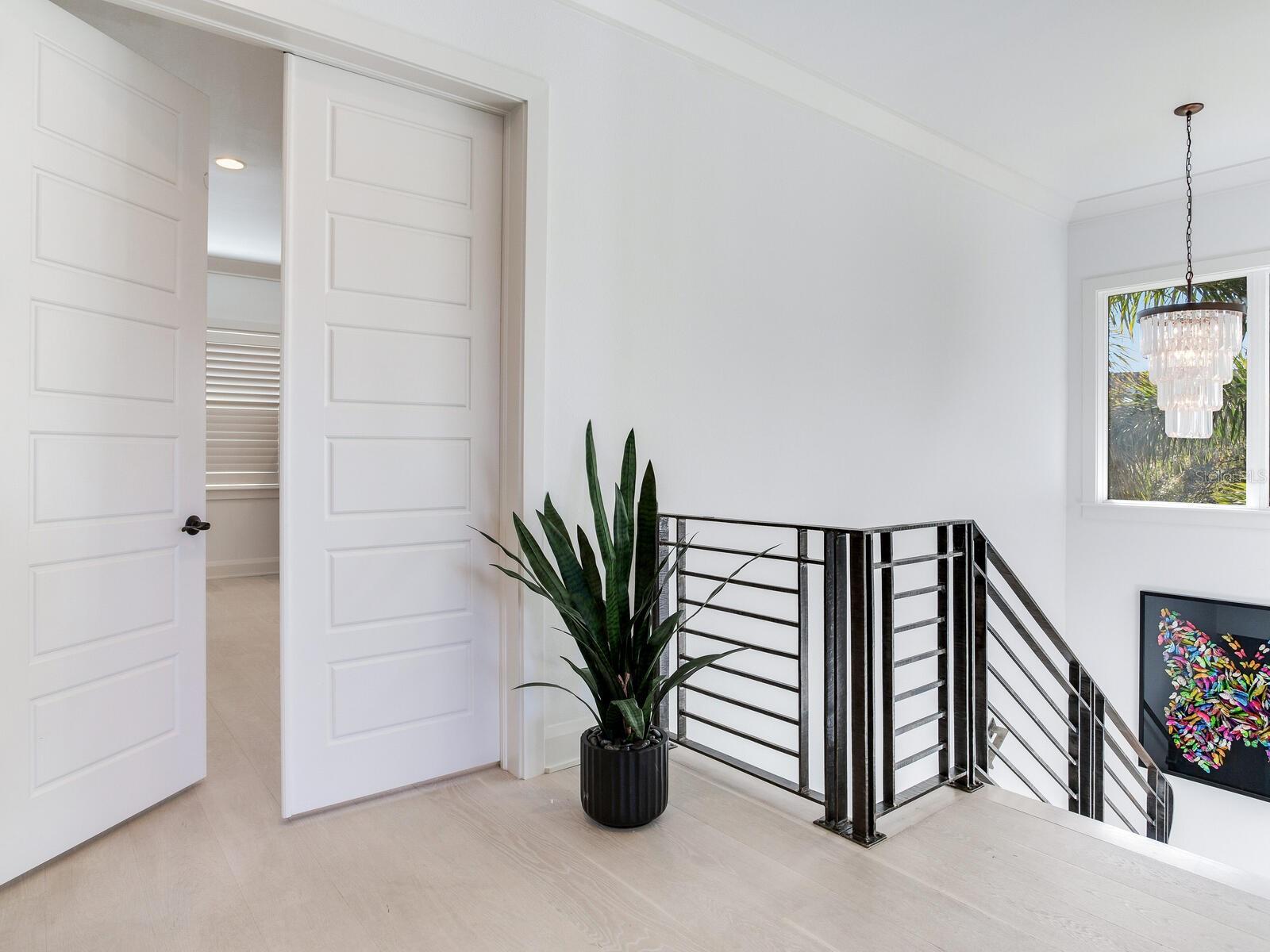 Image 38 of 82 For 2501 Dundee Street