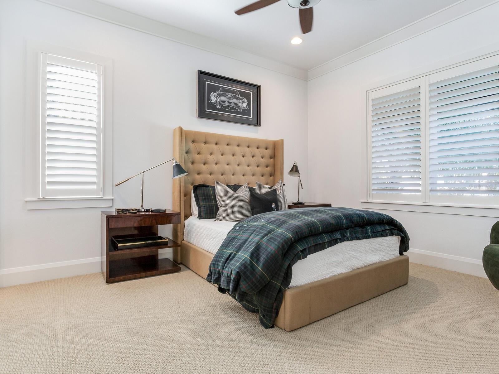 Image 39 of 82 For 2501 Dundee Street