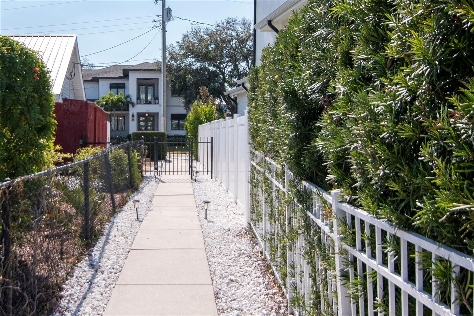 Image 64 of 82 For 2501 Dundee Street