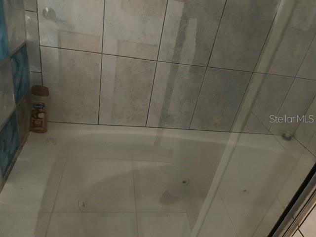 Image 16 of 17 For 7242 Lynnwood Avenue N