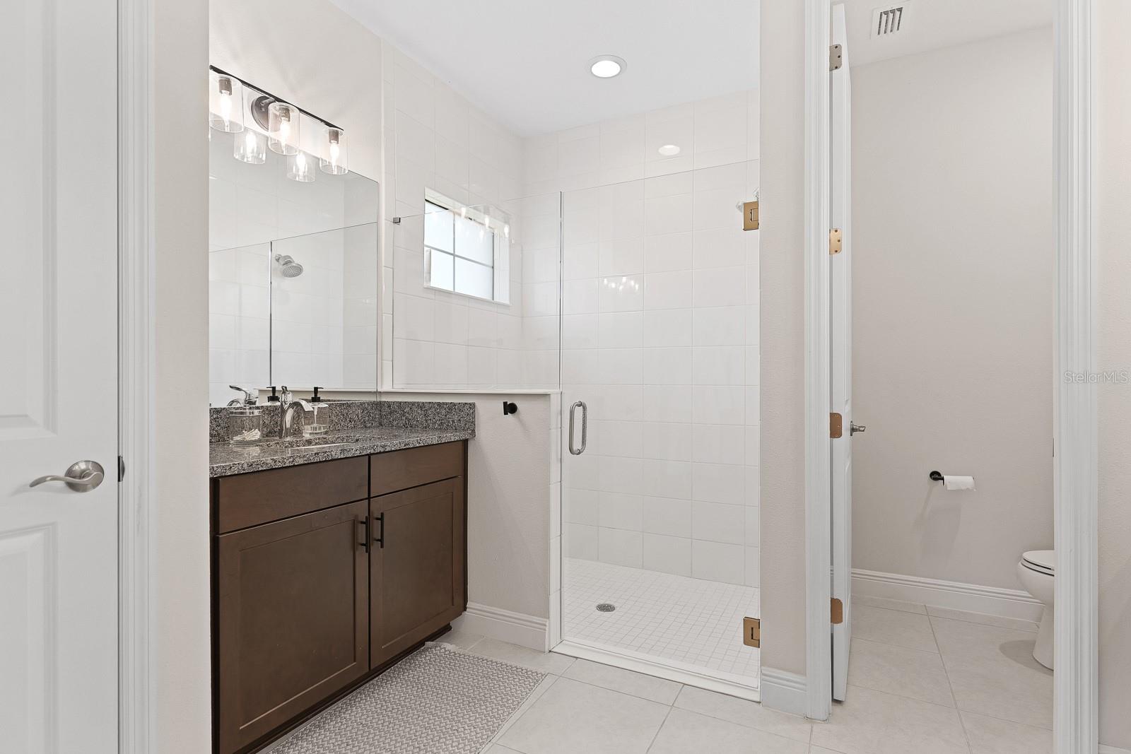 Image 17 of 27 For 12643 Shetland Walk Drive