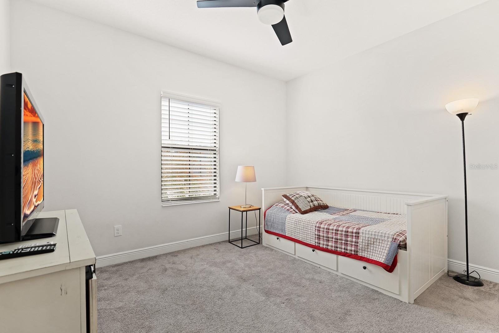 Image 20 of 27 For 12643 Shetland Walk Drive