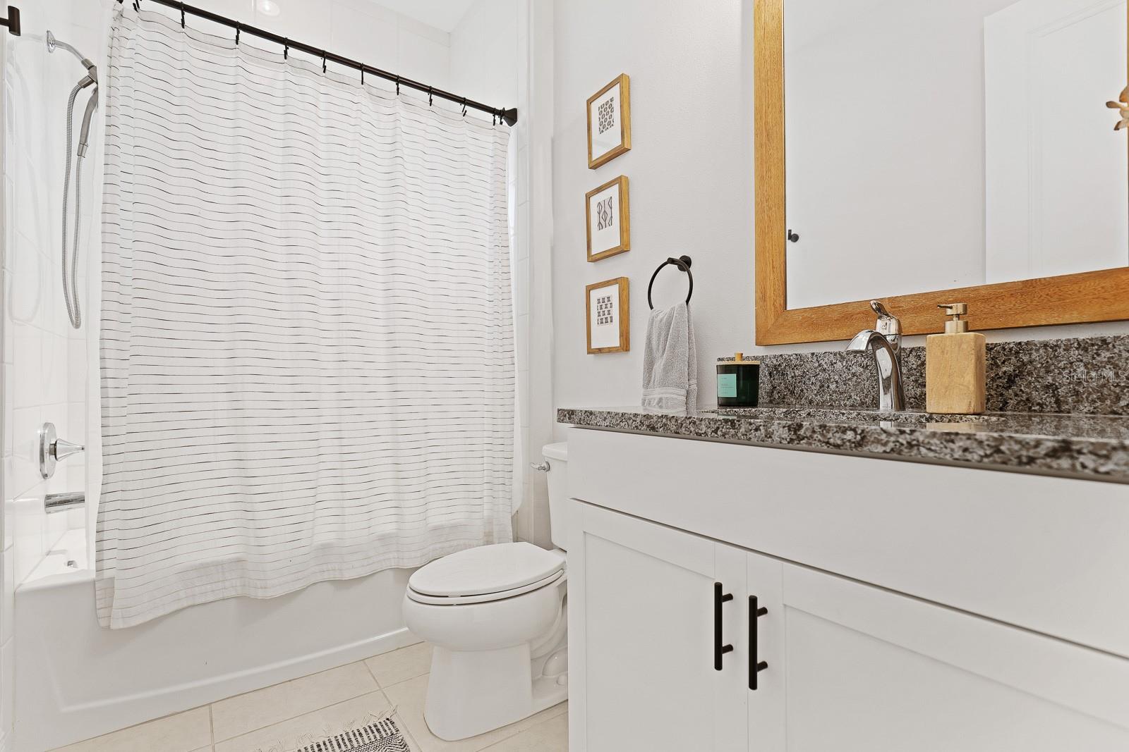 Image 21 of 27 For 12643 Shetland Walk Drive