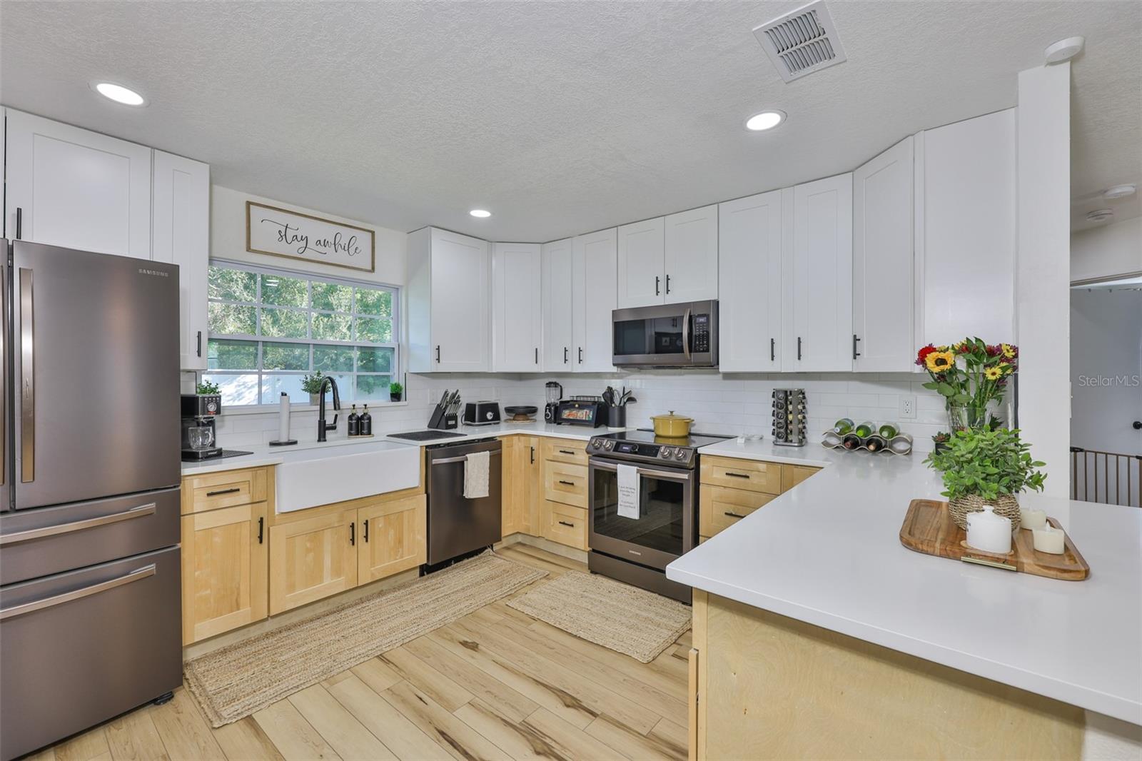 Image 10 of 38 For 4703 Wallace Avenue