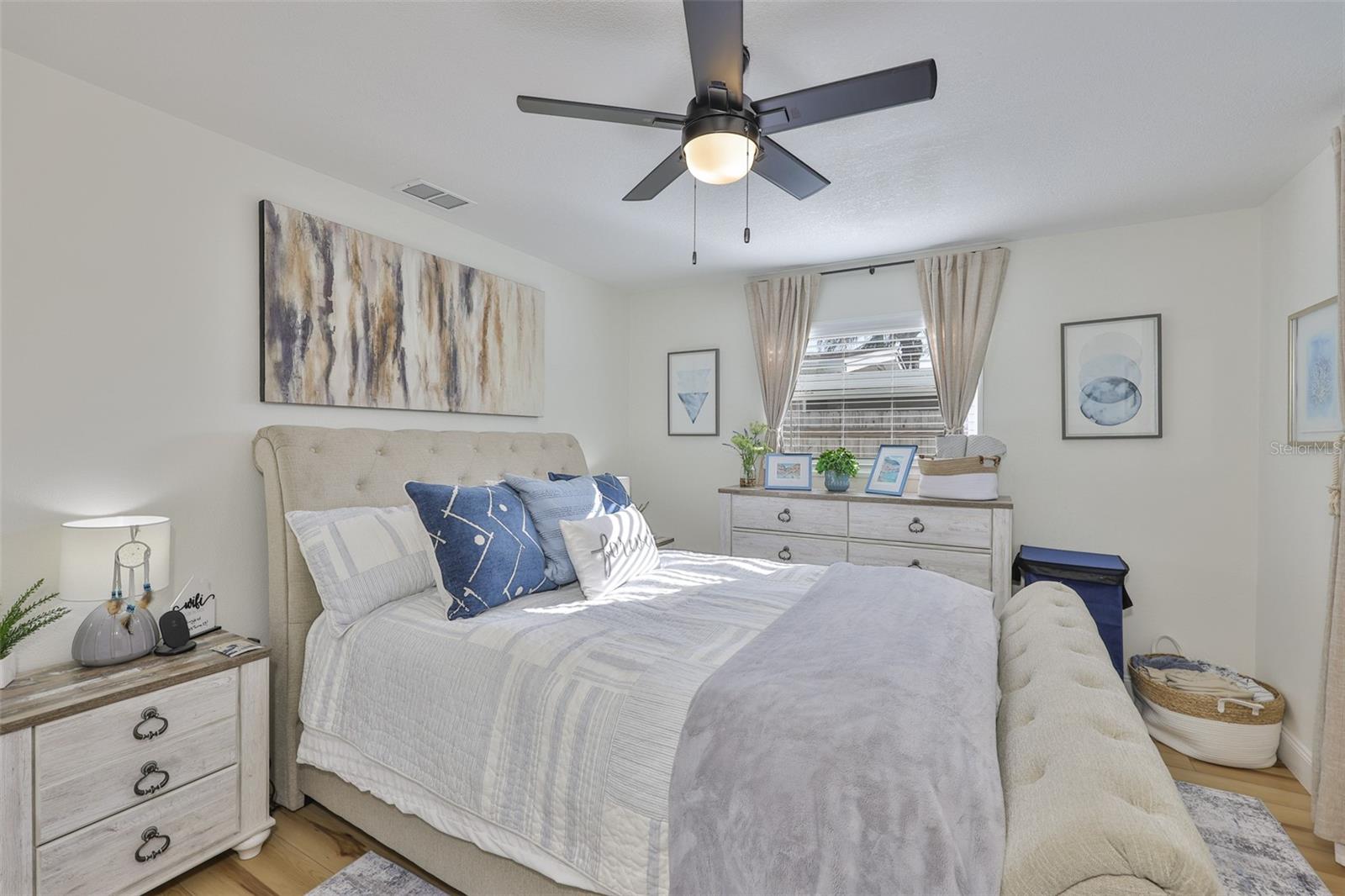 Image 22 of 38 For 4703 Wallace Avenue