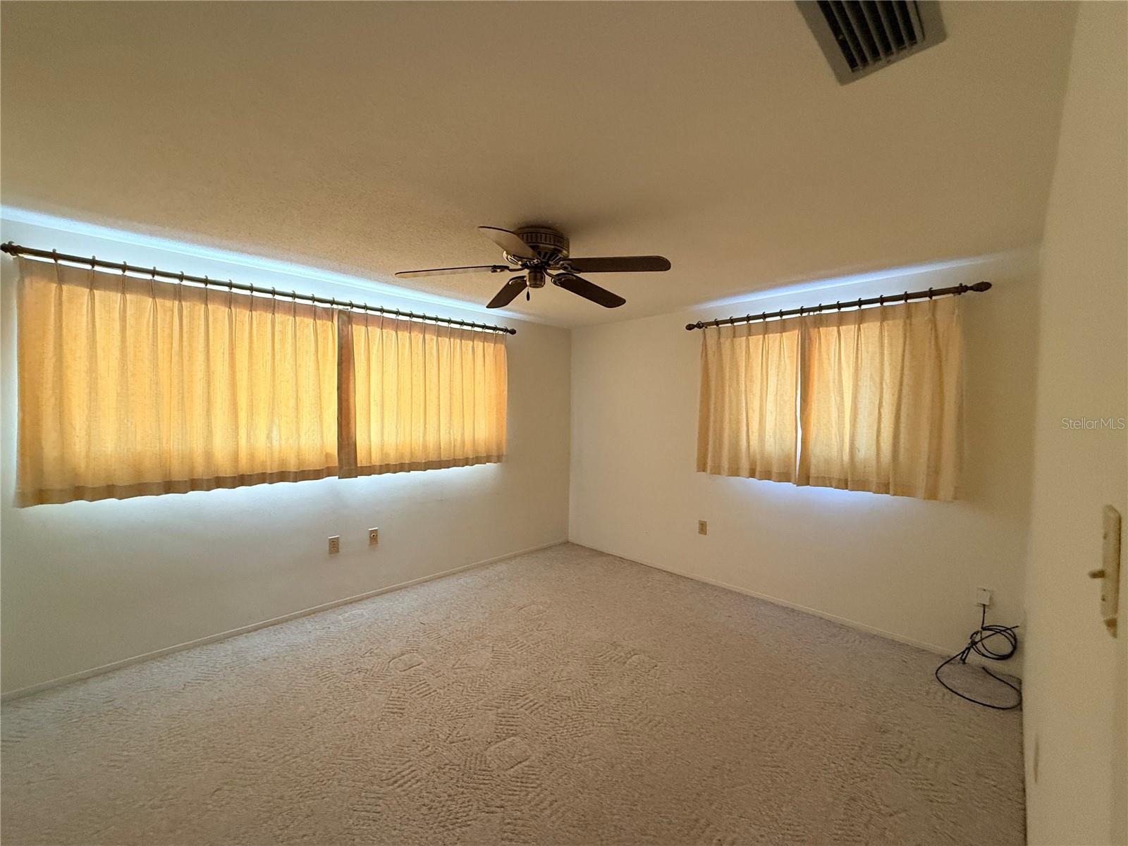 Image 7 of 15 For 10502 Laburnum Drive