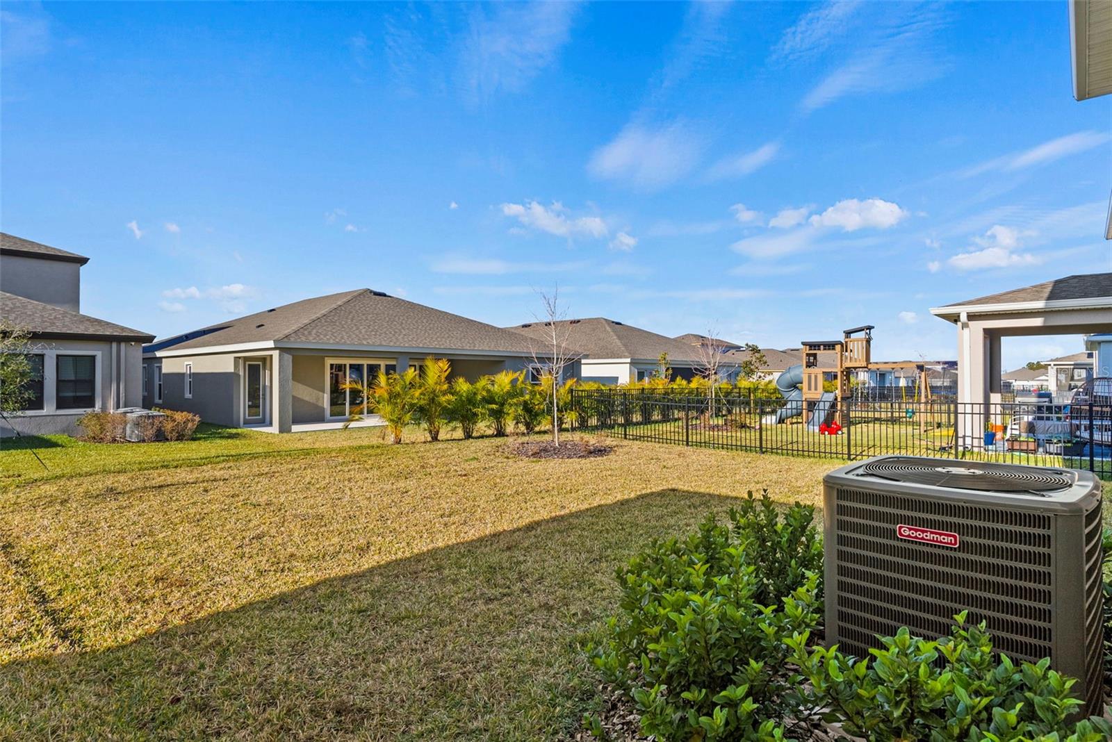 Listing photo id 30 for 6026 Jensen View Avenue